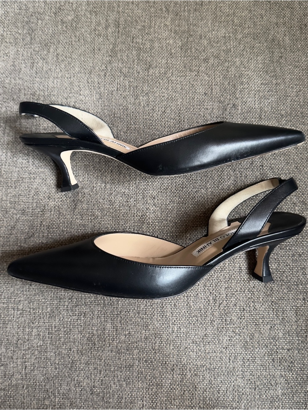 Manolo Blahnik Carolyn black leather heels - Picture 4 of 10